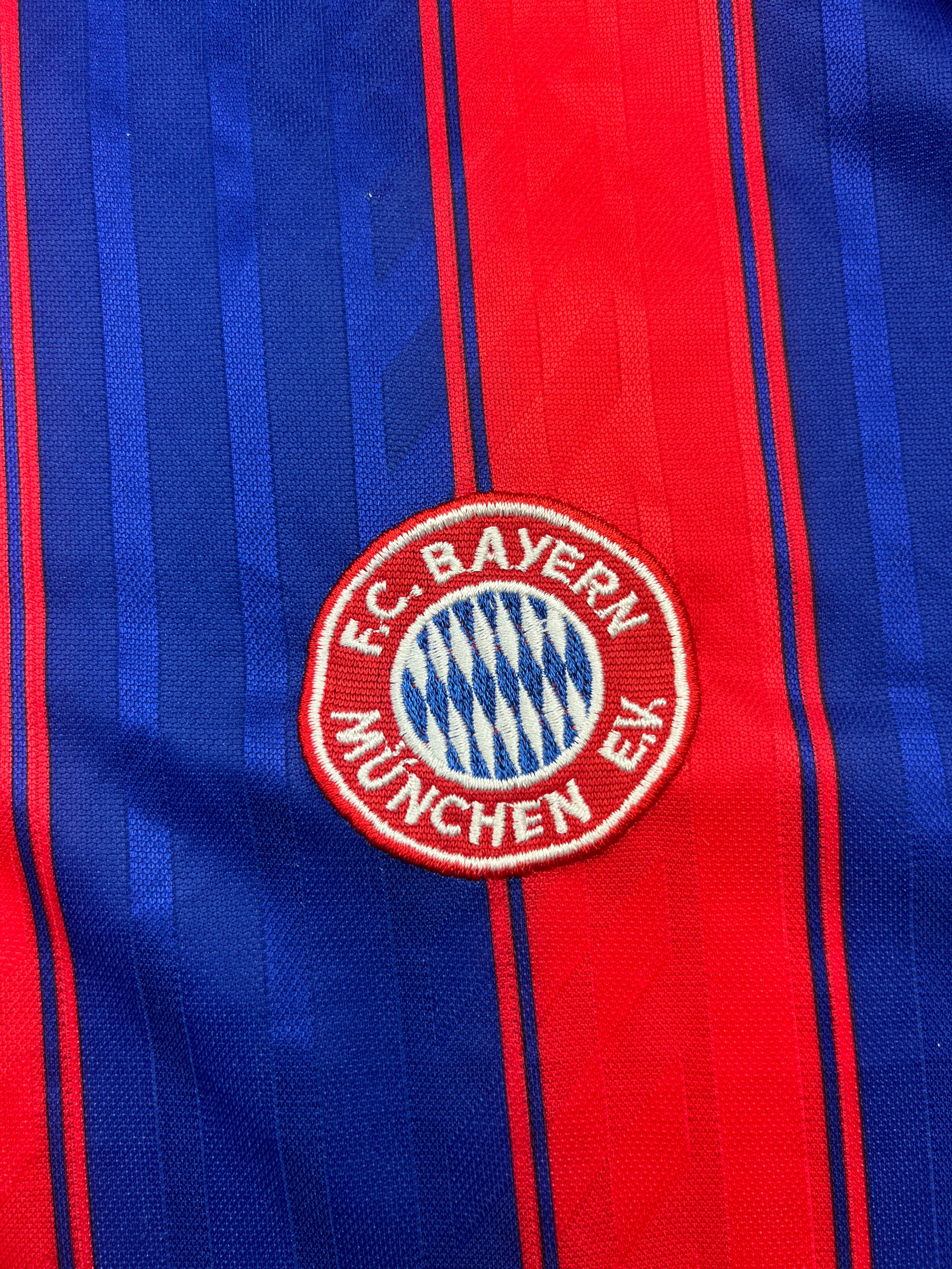 1995/97 Bayern Munich Home Shirt (XL) 7/10