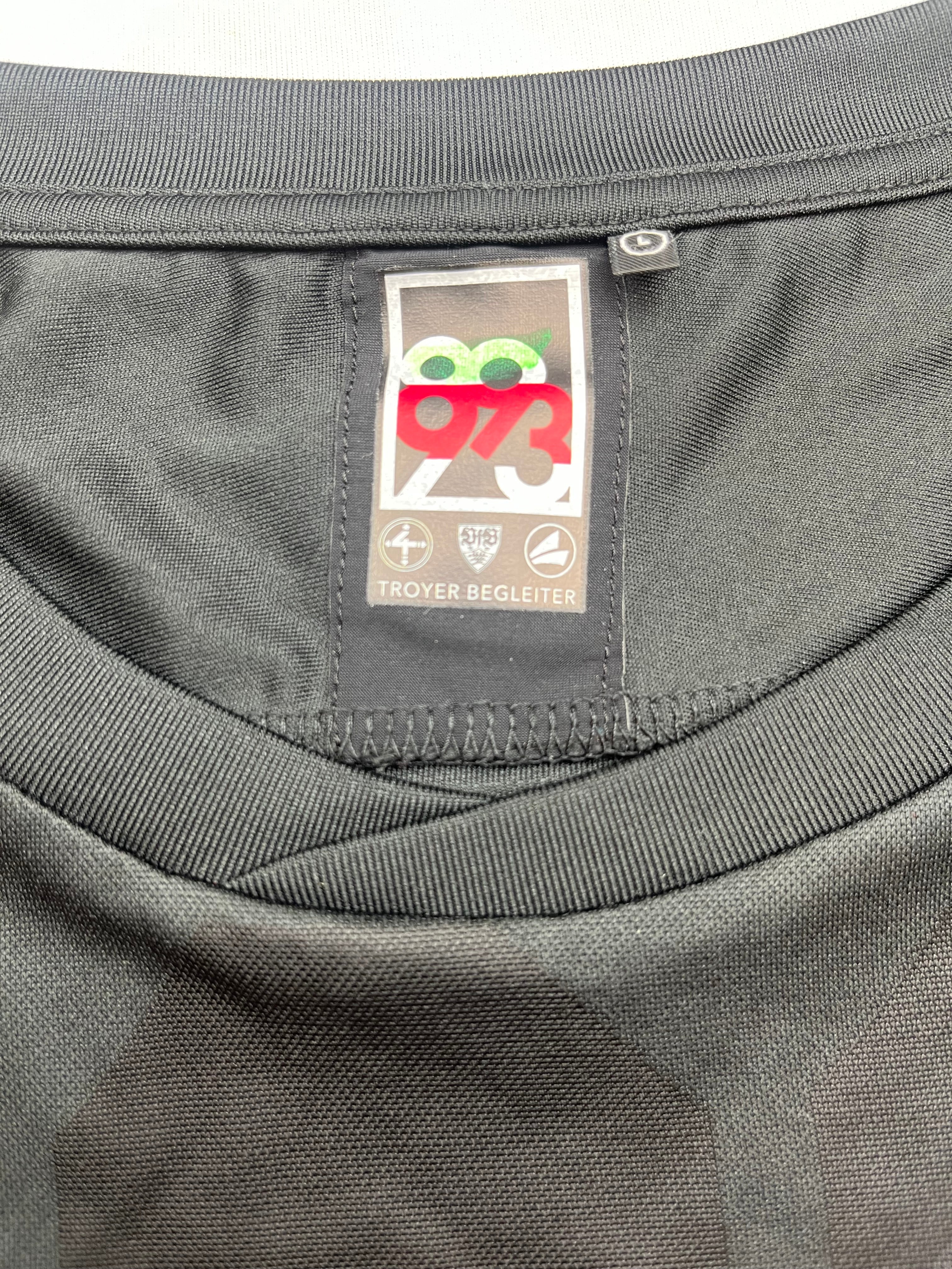 2019/20 Stuttgart Third Shirt (L) 9/10