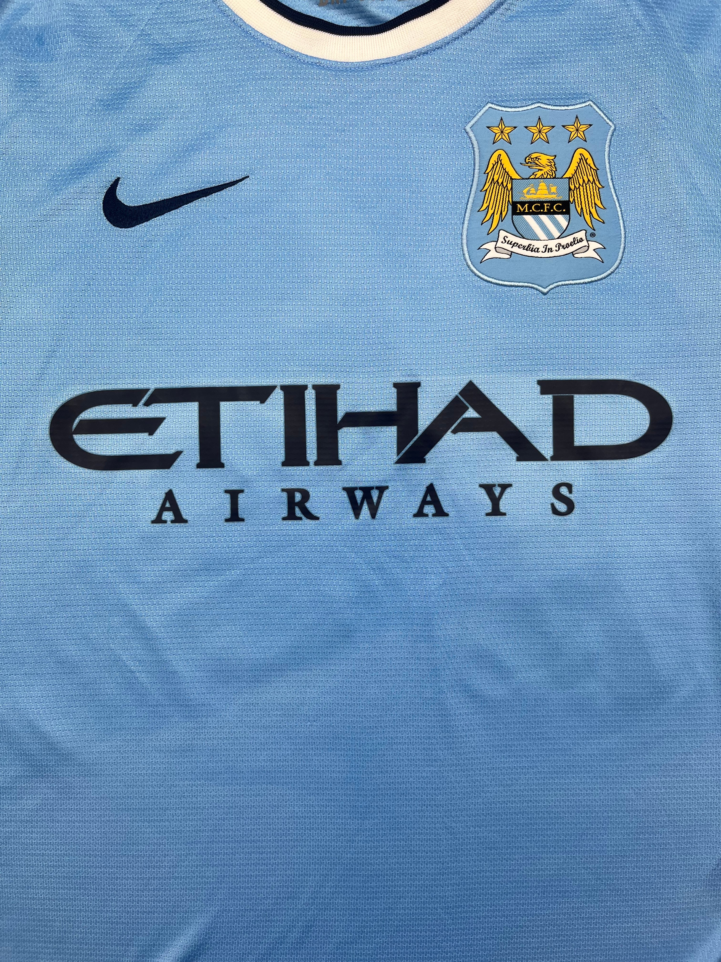 2013/14 Manchester City Home Shirt Fernandinho #25 (S) 9/10