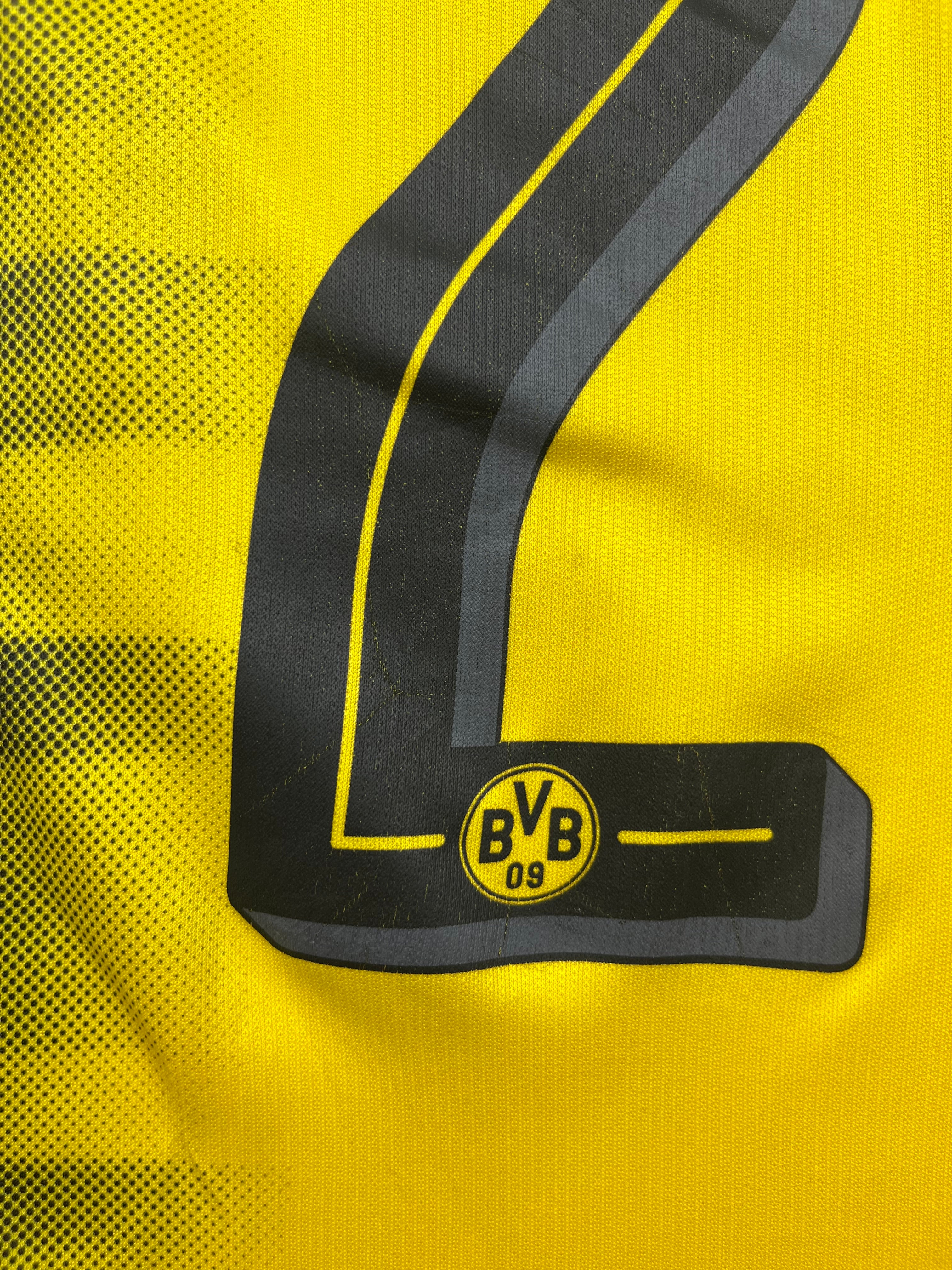 2017/18 Borussia Dortmund CL Home Shirt Pulisic #22 (M) 8/10