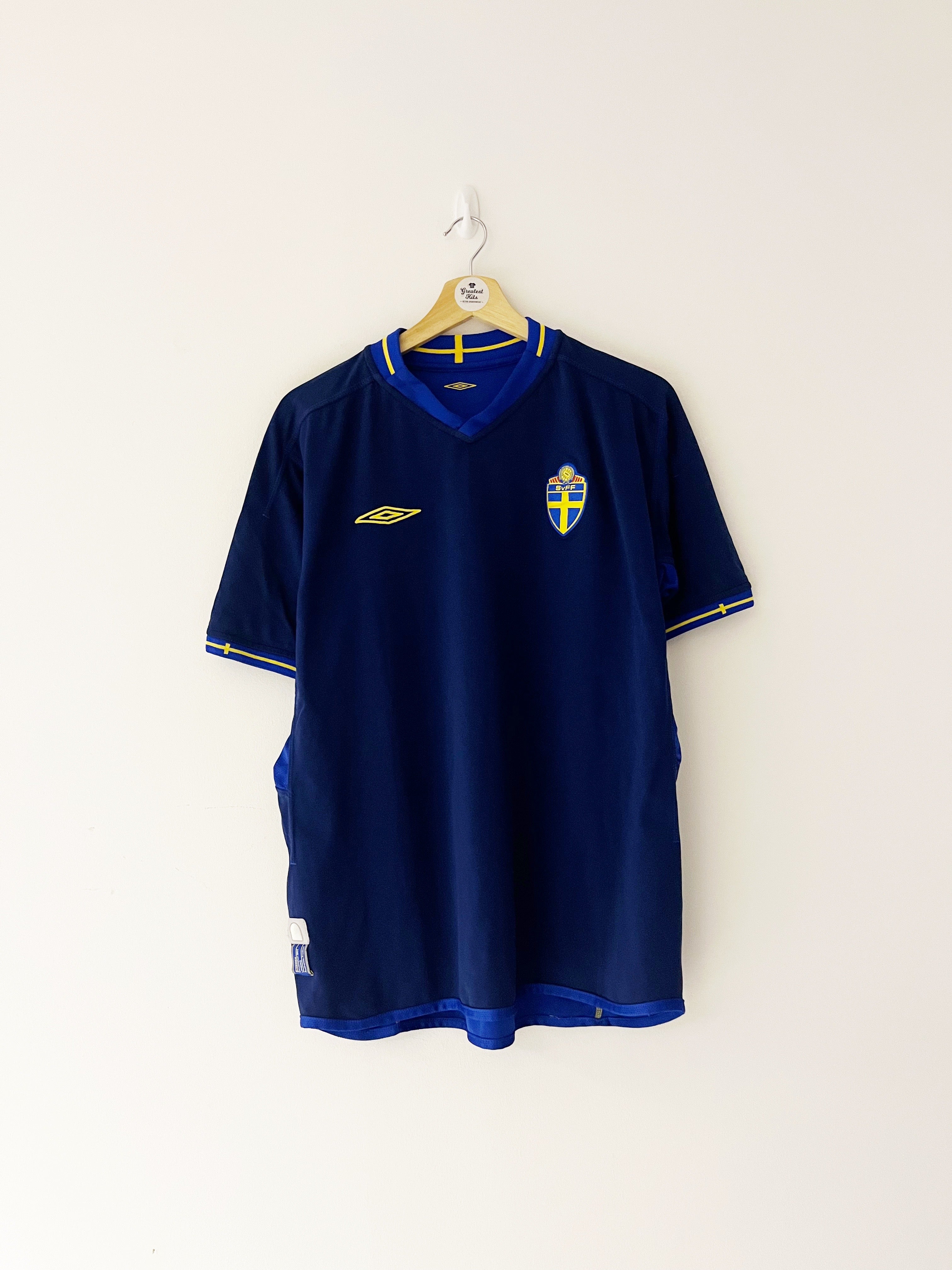 2004/05 Sweden Away/Training Shirt Larsson #11 (XL) 9/10