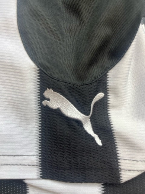 2010/11 Newcastle United Home Shirt (M) 8.5/10