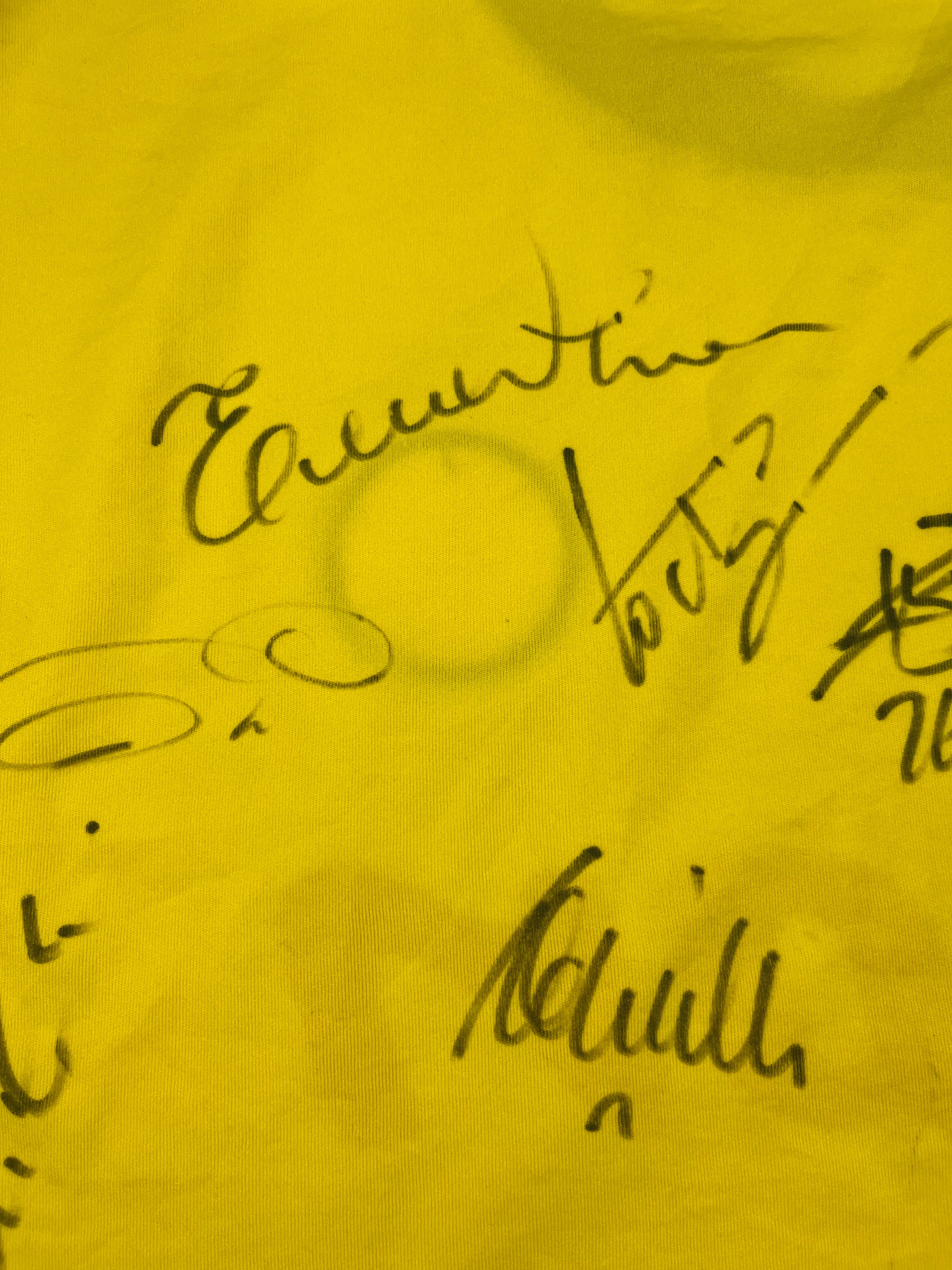 2003/04 Borussia Dortmund ‘Squad Signed’ Home Shirt (XL) 9/10