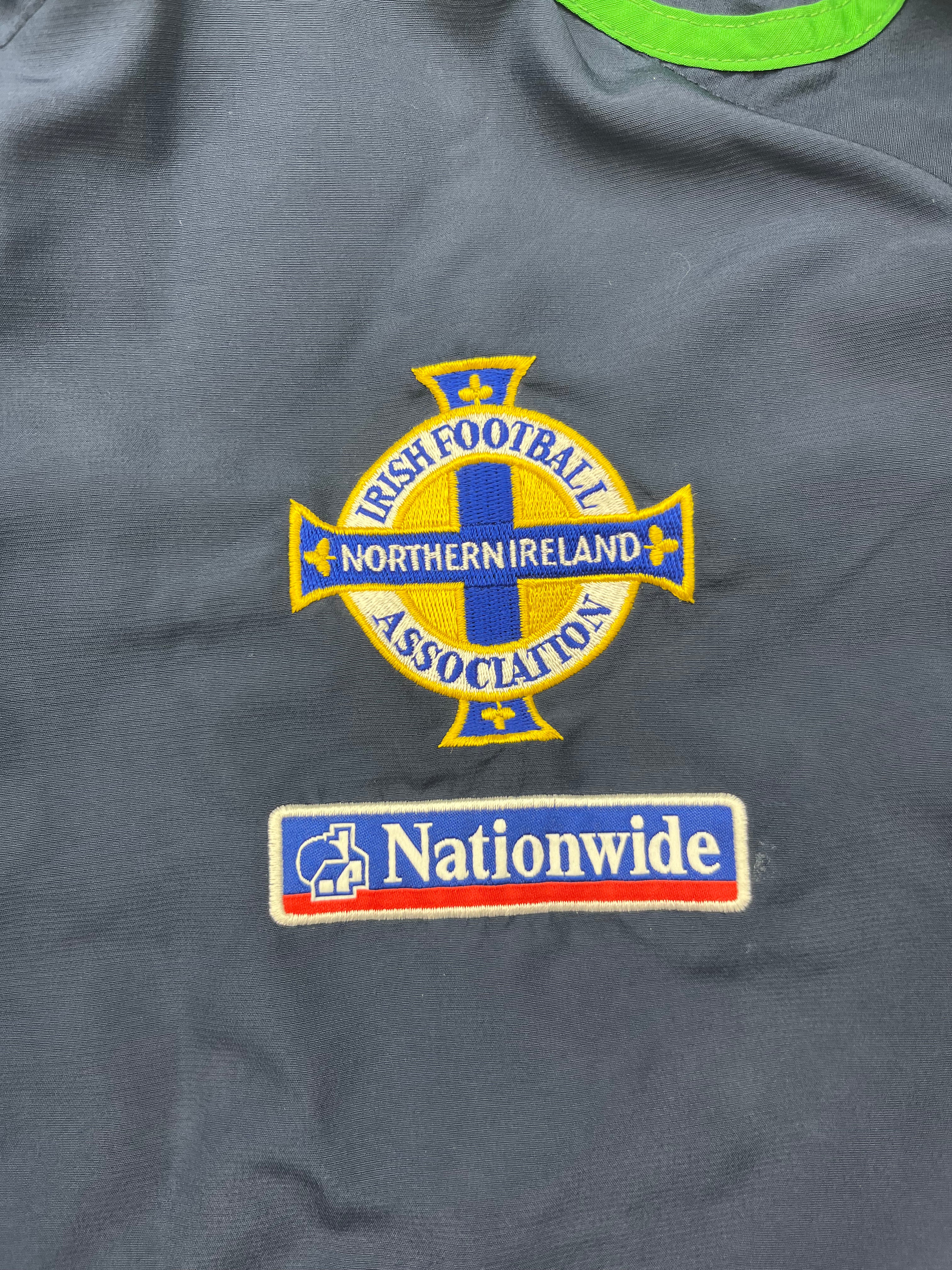 2004/06 Northern Ireland Training Jacket (XL) 7/10