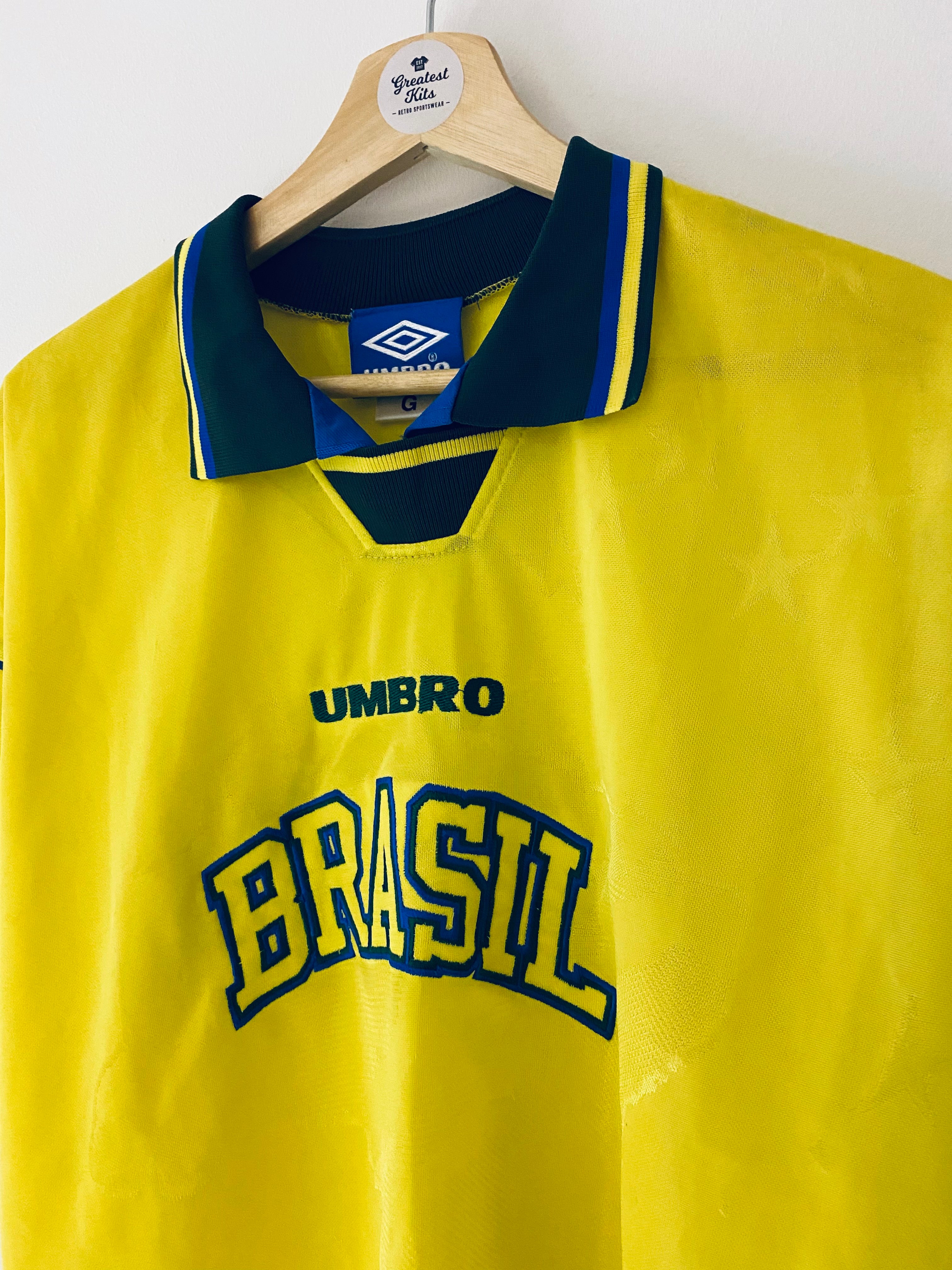 1994/97 Brazil Umbro Leisure Shirt (L) 9/10