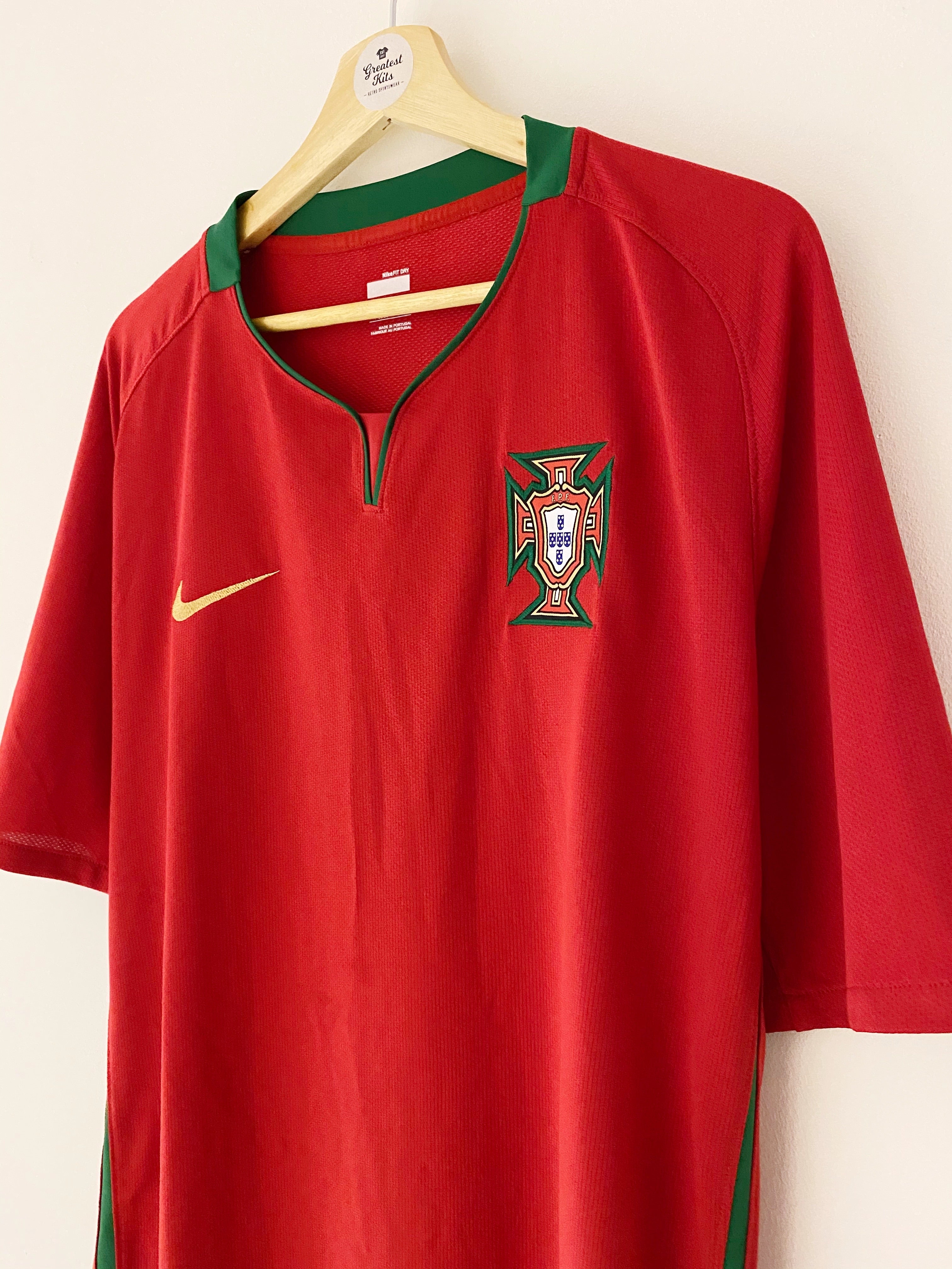 2008/10 Portugal Home Shirt (XL) 9/10