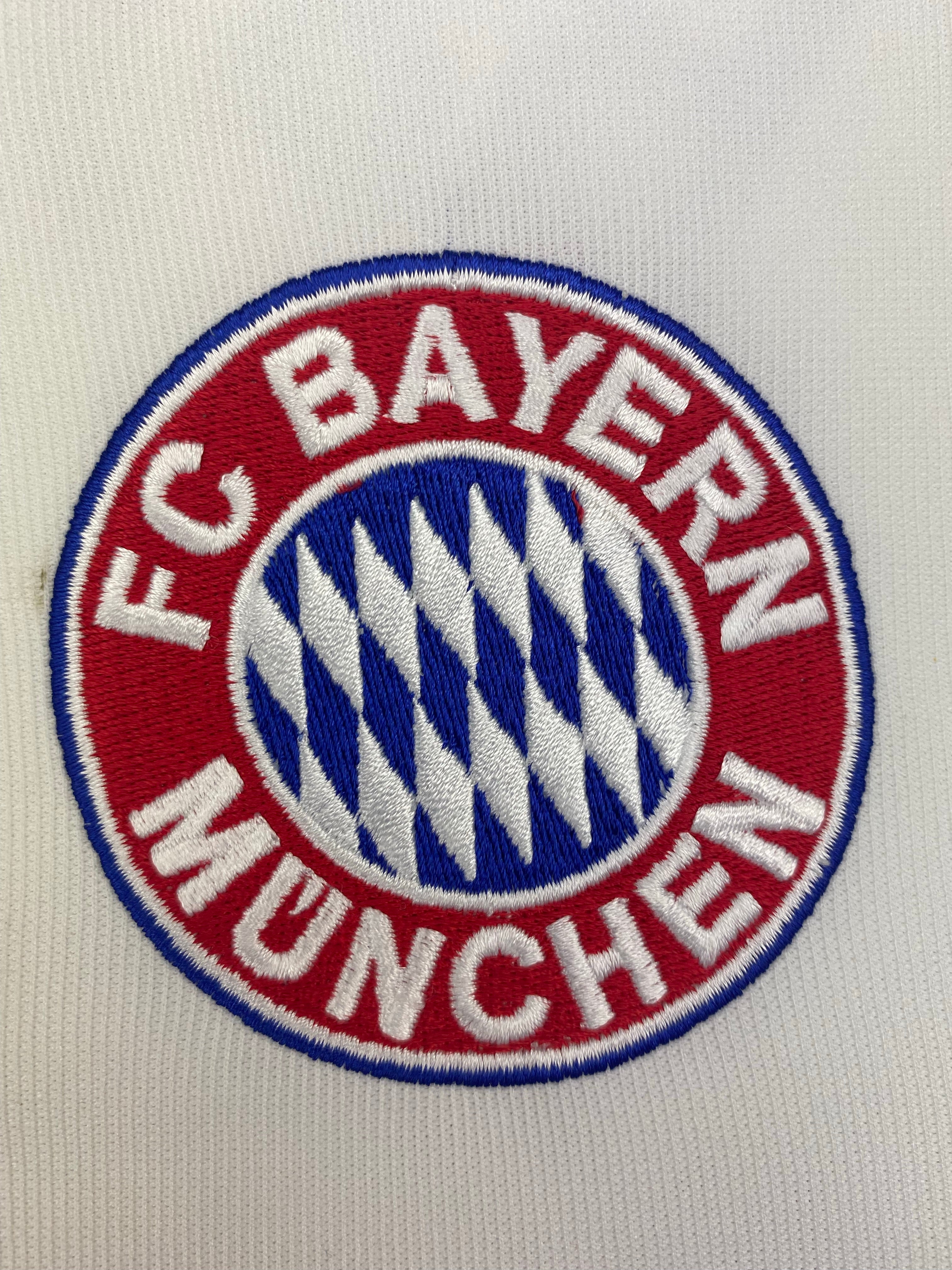 2002/03 Bayern Munich Away Shirt (L) 9/10