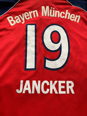 1999/01 Bayern Munich Home Shirt Jancker #19 (S) 8.5/10