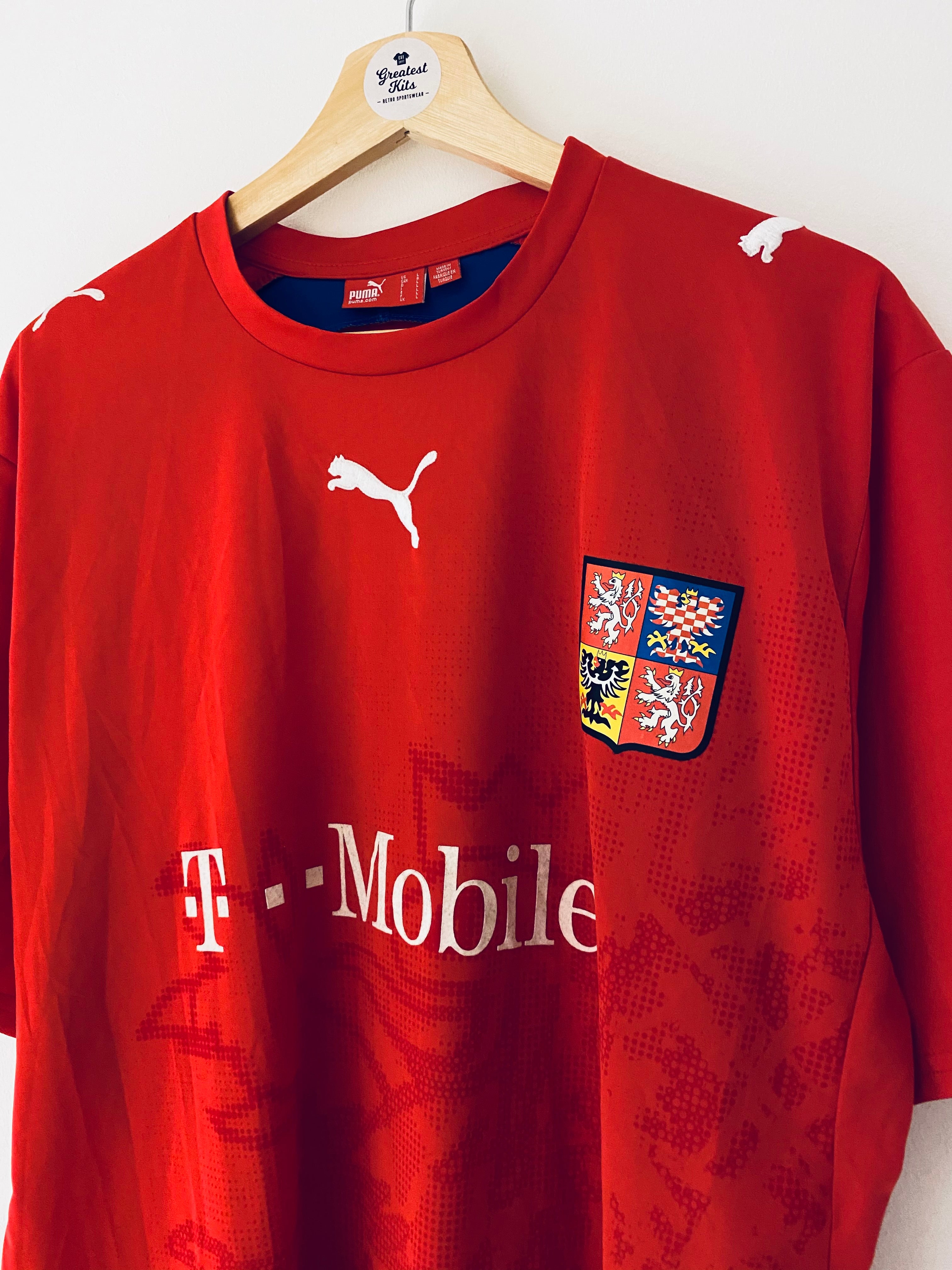 2006/08 Czech Republic Basic Home Shirt (L) 9/10