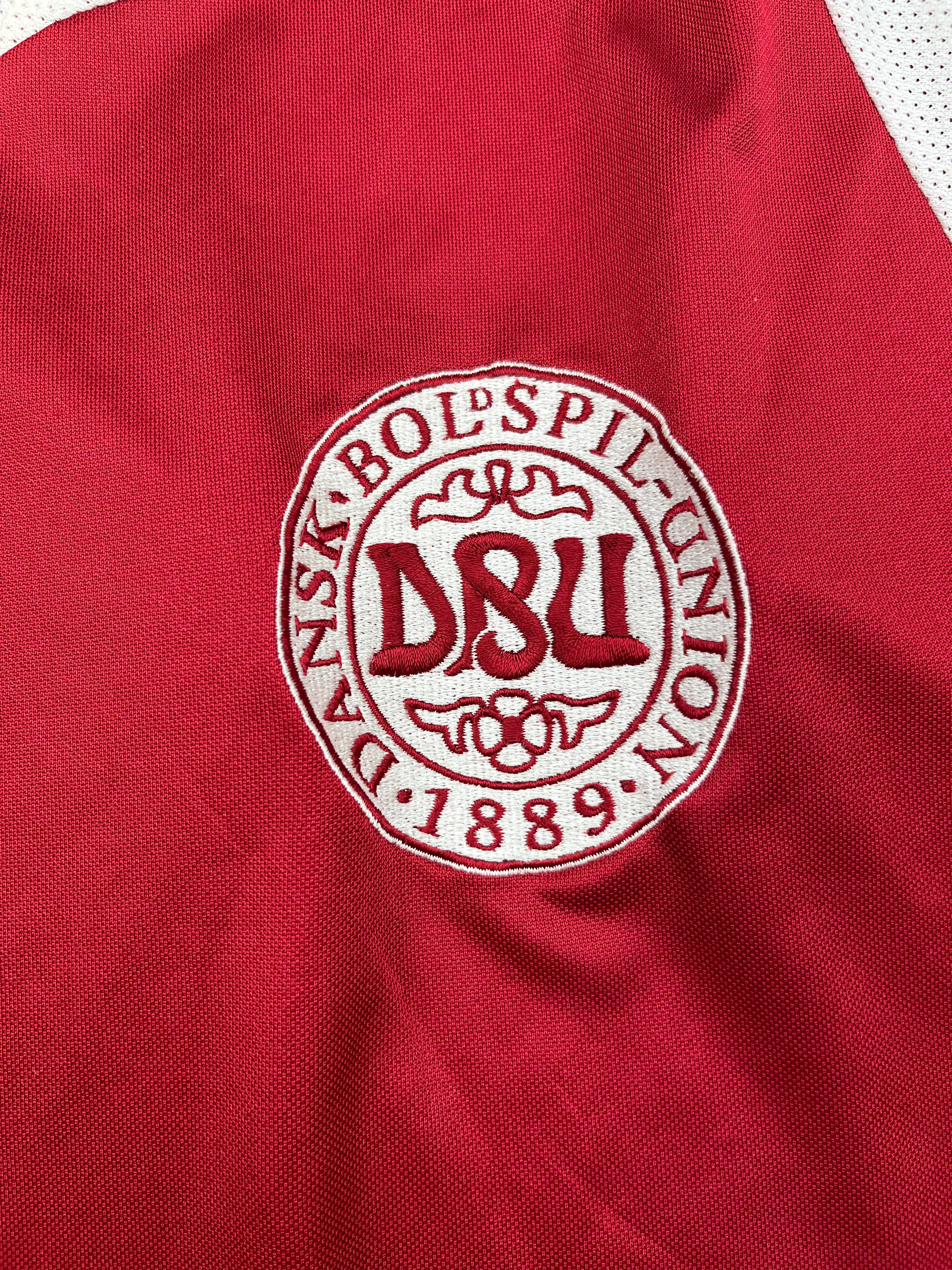 2004/06 Denmark Home Shirt (L) 8.5/10