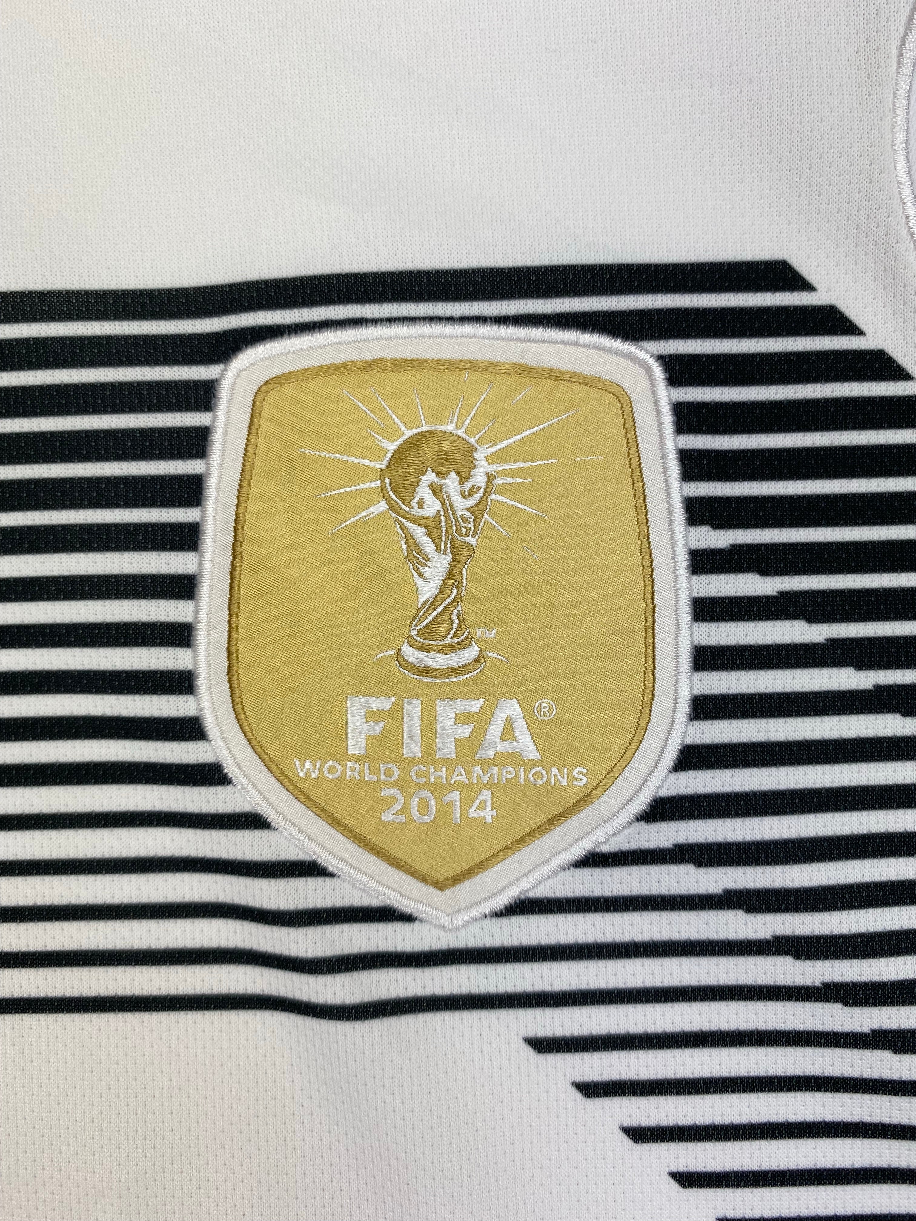 2018/19 Germany Home Shirt (XL) 9.5/10