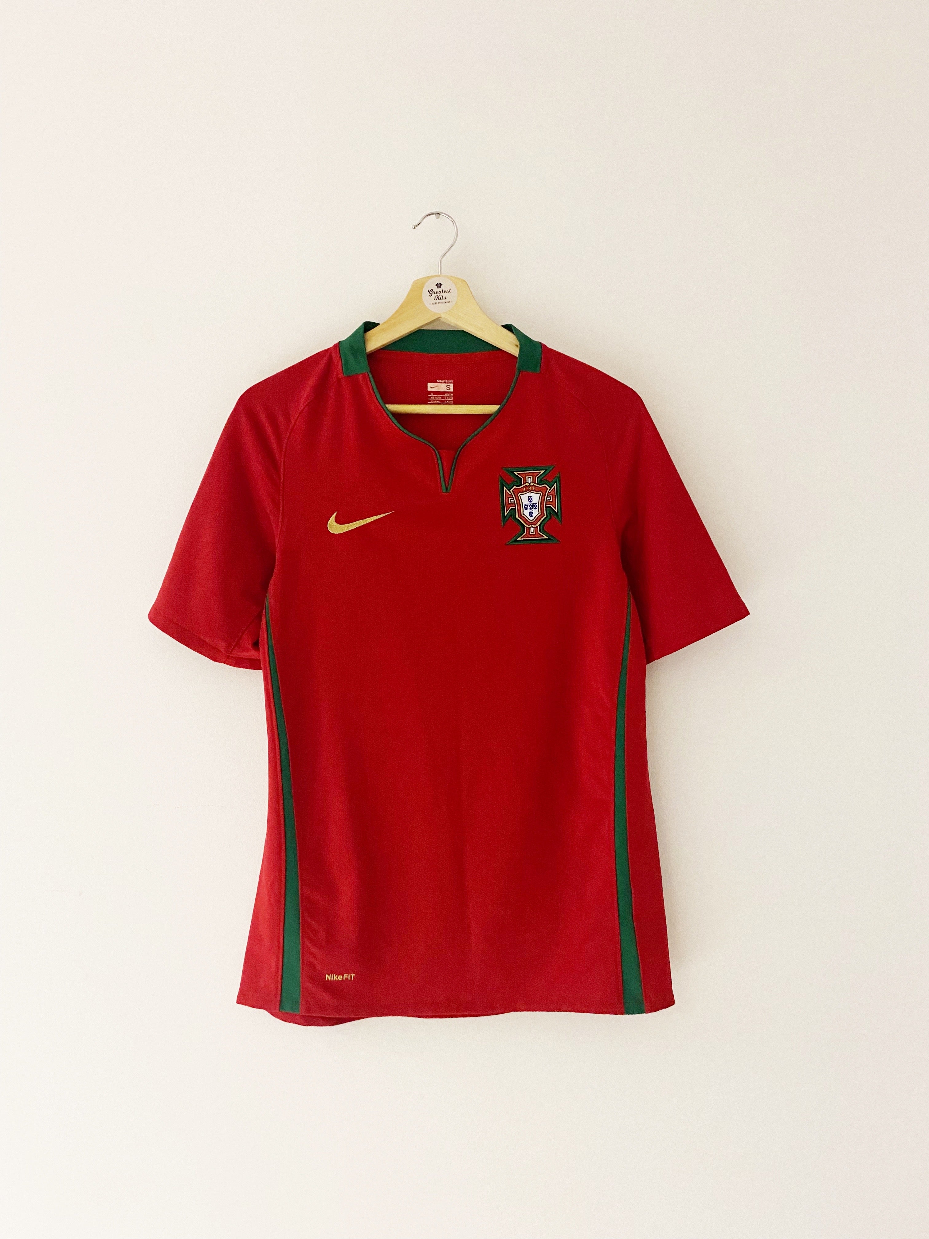 2008/10 Portugal Home Shirt (S) 9/10