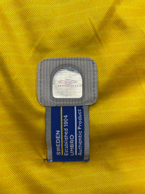 2004/05 Sweden Home Shirt (L) 9/10