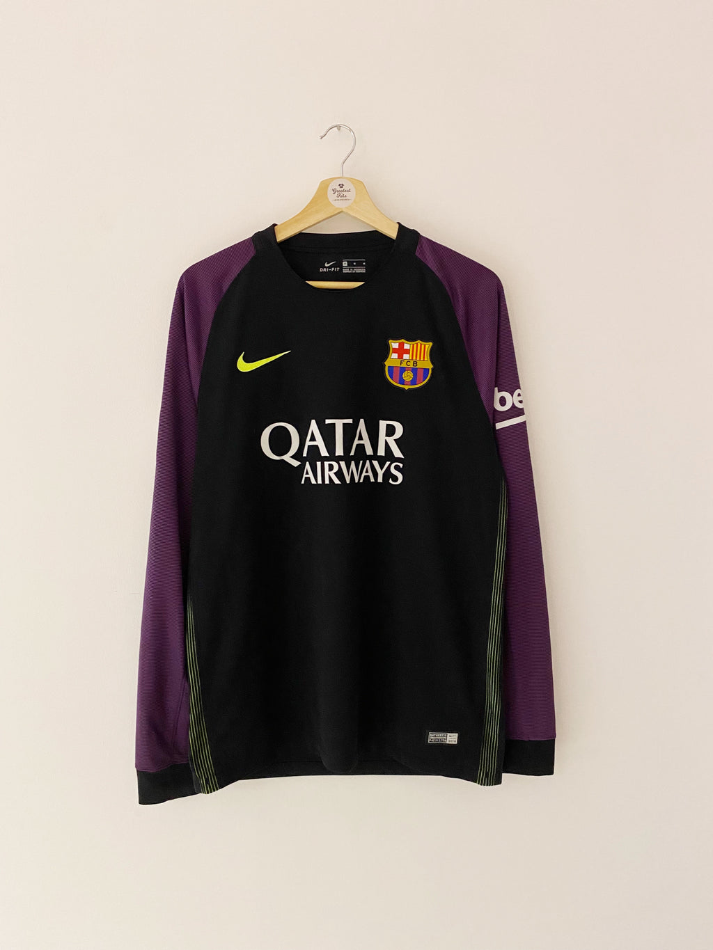 2016/17 Barcelona GK Shirt (M) 9.5/10