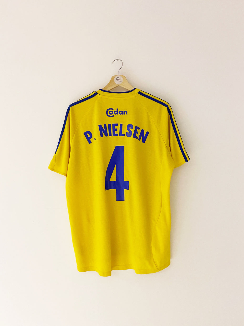 2005/06 Brondby Home Shirt P. Nielsen #4 (L) 9/10