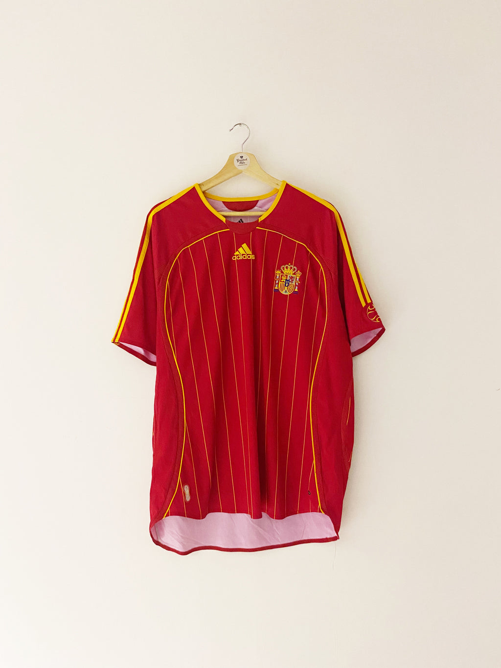 2006/08 Spain Home Shirt (XL) 9/10