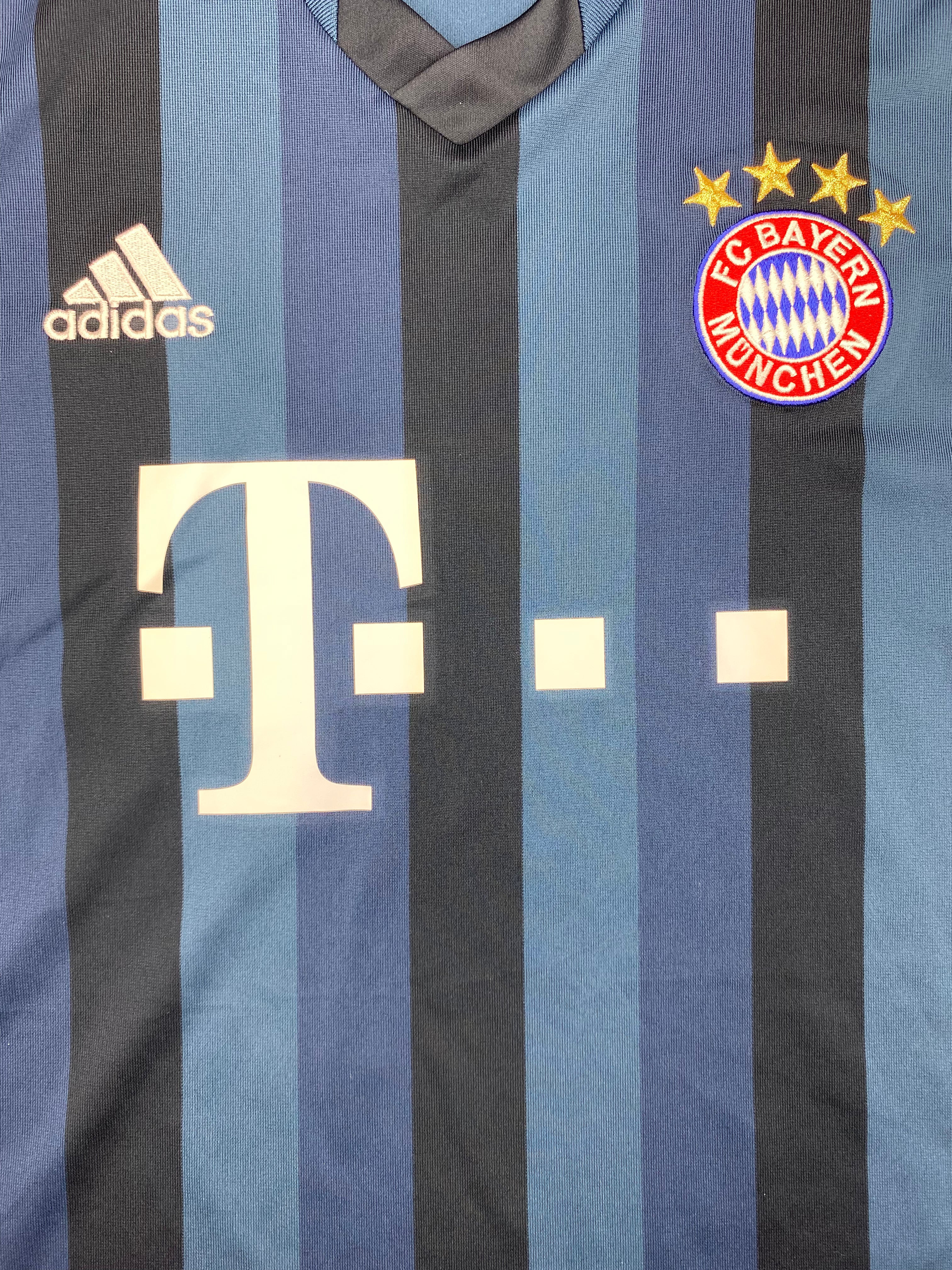 2013/14 Bayern Munich Third Shirt (L) 9/10